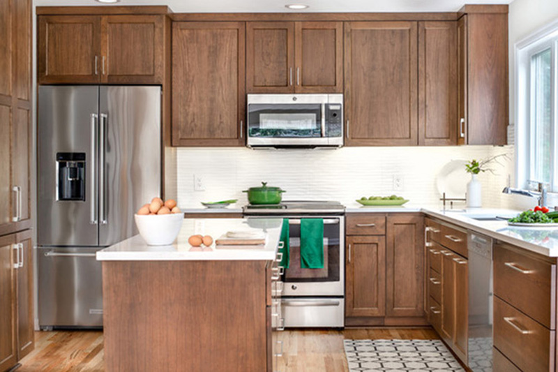 Traditional Kitchen Cabinets Manufacturer in Mississauga, Oakville, Brampton